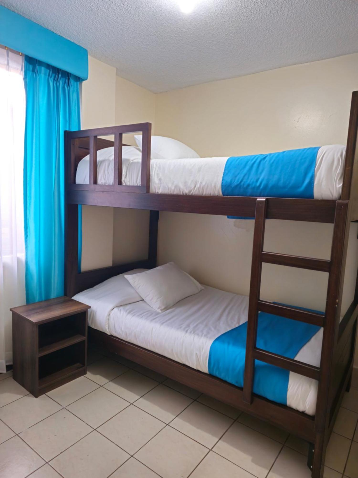 Hotel Tungurahua Baños Kültér fotó