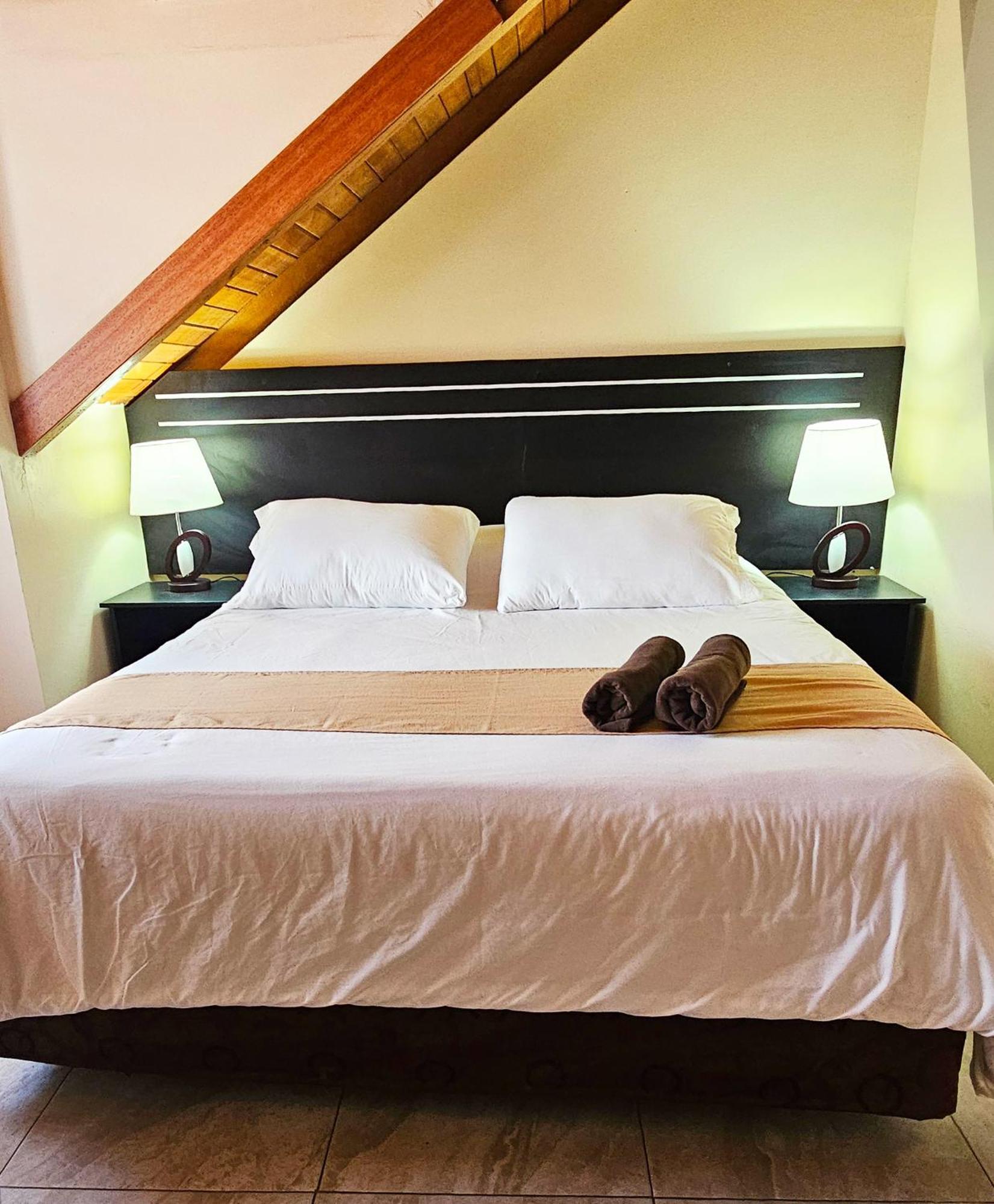 Hotel Tungurahua Baños Kültér fotó