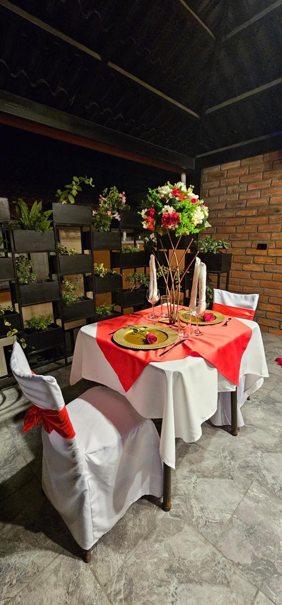 Hotel Tungurahua Baños Kültér fotó